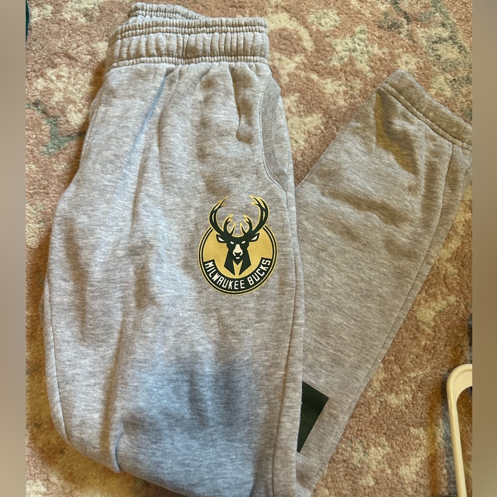 Milwaukee Bucks sweatpants